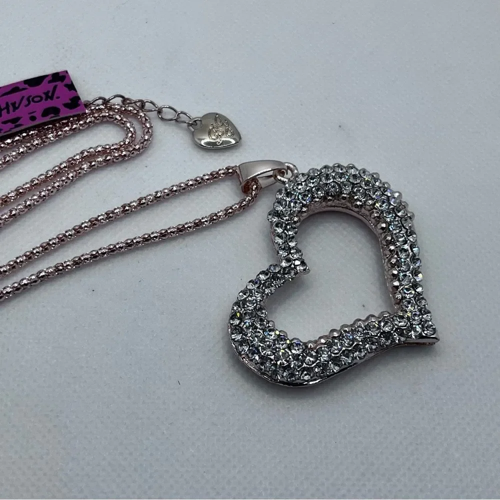NECKLACE! Betsey Johnson Crystal Heart Pendant w/ “Rosegold” chain BNWT - Picture 8 of 8